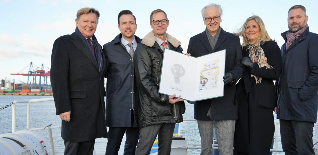 The award ceremony took place on board the port's inspection vessel MS Hamnen.